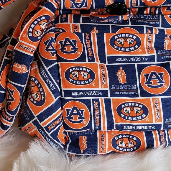 Tote - Picture 5 of 9